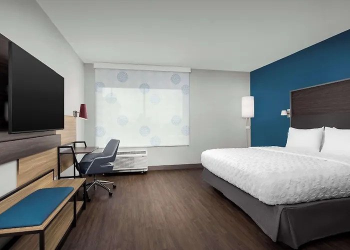Hotel Tru By Hilton East Broad